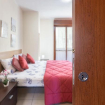 Ogliastra Apartment Rooms กาญารี ภายนอก รูปภาพ