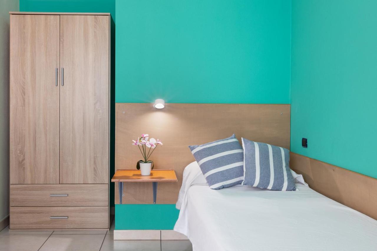 Ogliastra Apartment Rooms กาญารี ภายนอก รูปภาพ